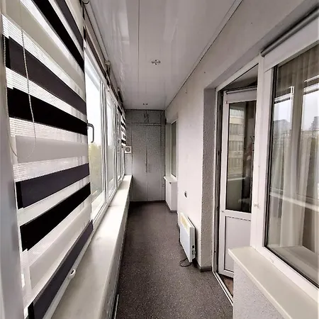 атмосферна 1-к м лівобережна Apartment Kyiv